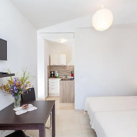 Elica Apartmán Kolocep Island